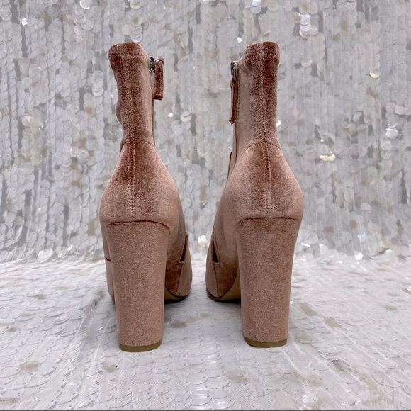 Steve Madden “Edit” - Picture 6 of 16